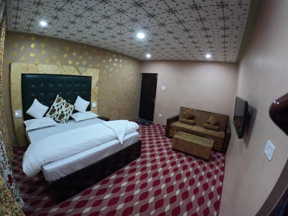 Hotel Seven باهالغام المظهر الخارجي الصورة
